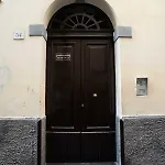 公寓 Canelli House *